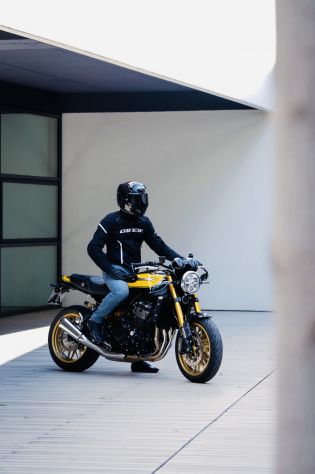 Kawasaki Z900RS SE 2024 - condizioni pari al nuovo - Foto 2