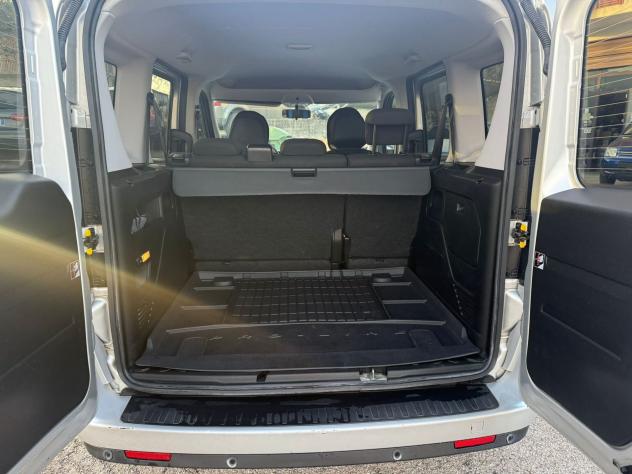 FIAT Doblò FIAT DOBLO 1.6 MJET 5 POSTI - Foto 8