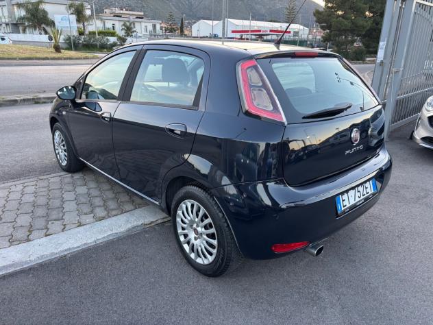 Fiat Punto 1.3 MJT II 75 CV 5 porte Lounge - Foto 8