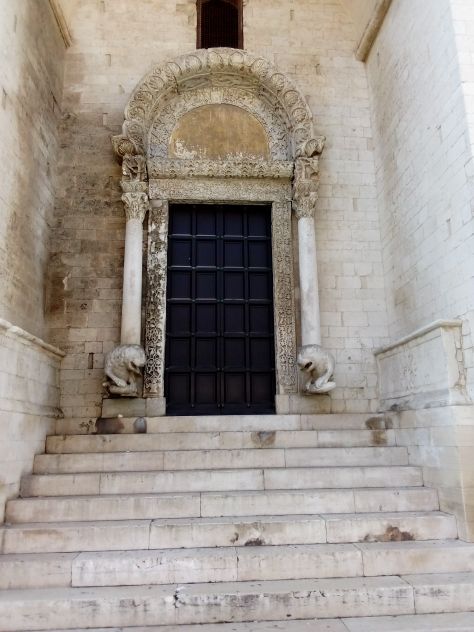 VISITA GUIDATA della città di BARI con GUIDA TURISTICA abilitata - Foto 5