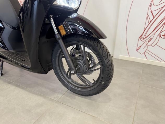 Honda SH 125 SH 125 - bauletto keyless e parabrezza - YM 2026 - Foto 9