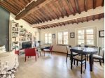 Appartamento in vendita a Lucca 80 mq  Rif: 1090264