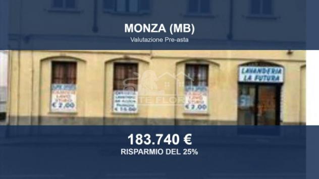 Immobile in asta di 104 m² in vendita a Monza