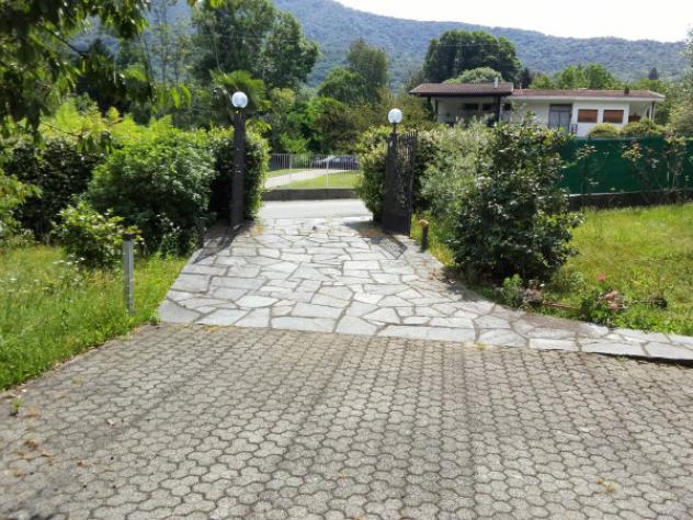 Villa di 213 m² con 4 locali e box auto in vendita a Orino - Foto 6