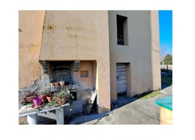 Immobile in asta di 383 m², box auto in vendita a Peccioli - Foto 4
