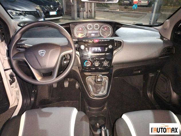 LANCIA - Ypsilon 1.3 mjt Silver s&s 95cv - Foto 8