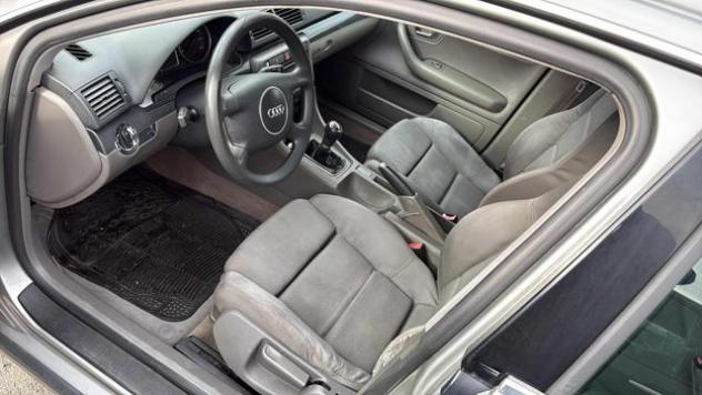 AUDI A4 1.9 TDI/130 CV cat Avant rif. 24040431 - Foto 4