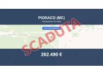 Immobile in asta di 105 m², box auto in vendita a Pioraco