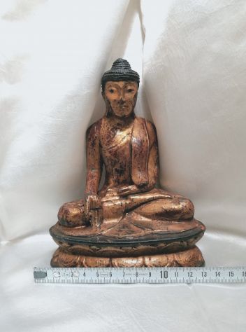 BELLISSIMO ANTICO BUDDHA IN LEGNO LACCATO E DORATO, BIRMANIA, XIX SECOLO. - Foto 9