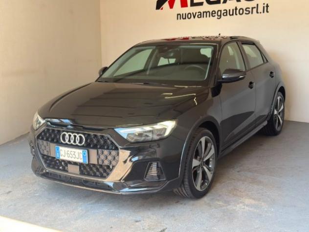 AUDI A1 citycarver 30 TFSI Identity Contrast rif. 24019206 - Foto 4
