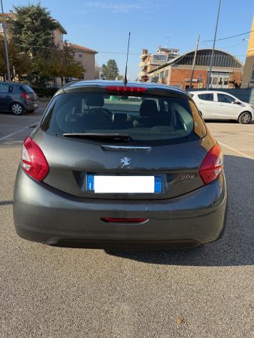 Peugeot 208 1.4 HDI - NEOPATENTATI - 12 MESI DI GARANZIA - - Foto 3