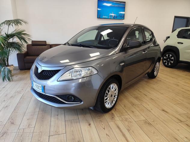 Lancia Ypsilon 1.2 69cv Silver