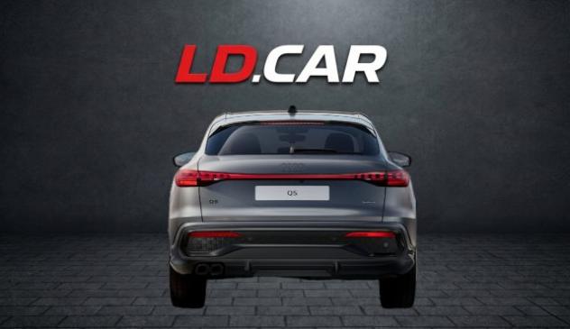 AUDI Q5 SPB 40 TDI quattro S tronic S line Identity Black rif. 23861627 - Foto 4