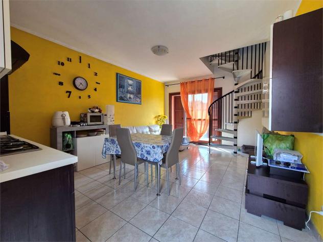 V005458 - RECENTE BILOCALE CON TERRAZZO ABITABILE