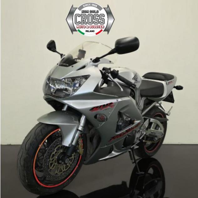 HONDA CBR 900 RR Fireblade - ANNO 2002 rif. 23972761 - Foto 3