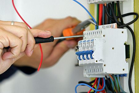 ELETTRICISTA IMPIANTI RIPARAZIONI CERTIFICAZIONI LATINA - Foto 2