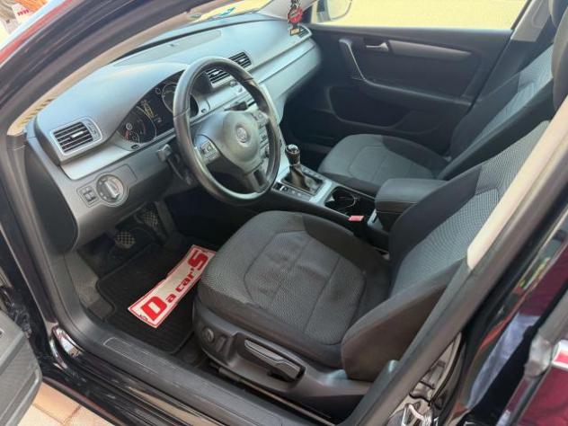 Volkswagen Passat Berlina 1.6 tdi Comfortline - Foto 2