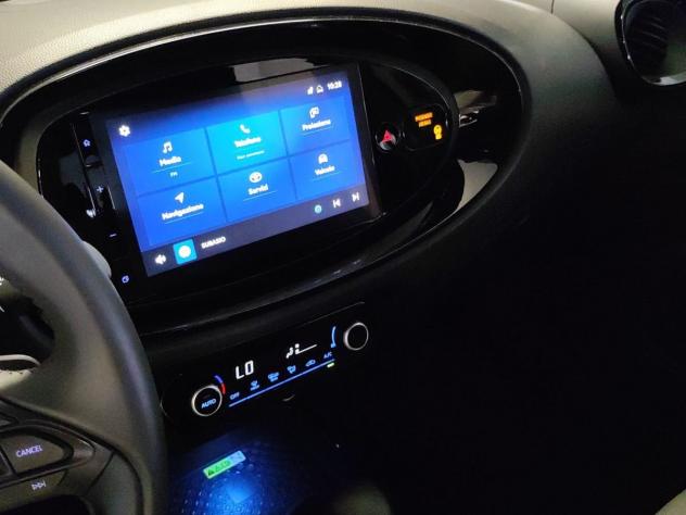 Toyota Aygo X 1.0 VVT-i 72 CV 5 porte Lounge S-CVT - Foto 10