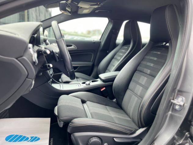 Mercedes-Benz GLA 200d Aut/4 MATIC /Navi/Cam/LED/KeyGo/SHZ/T-Leather/Temp - Foto 10