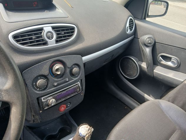 Renault Clio 1.5 Dci - Foto 9