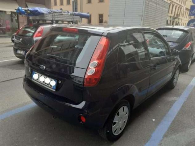 Ford Fiesta 1.2 16V - Foto 4