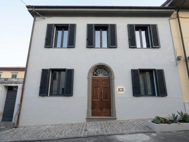 Porzione di casa in vendita a Collesalvetti 248 mq Rif: 1449143