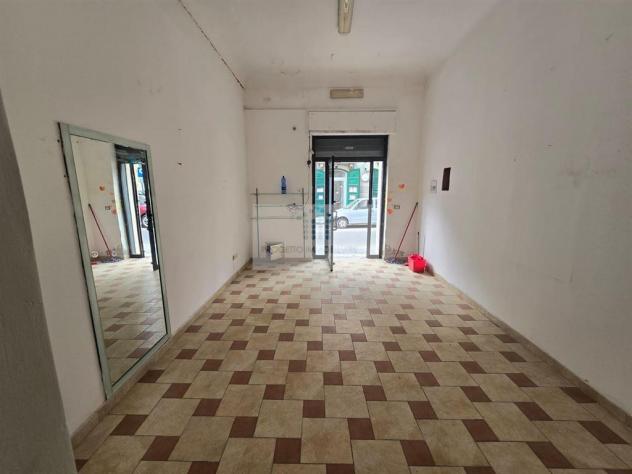 VENDESI BASSO COMMERCIALE