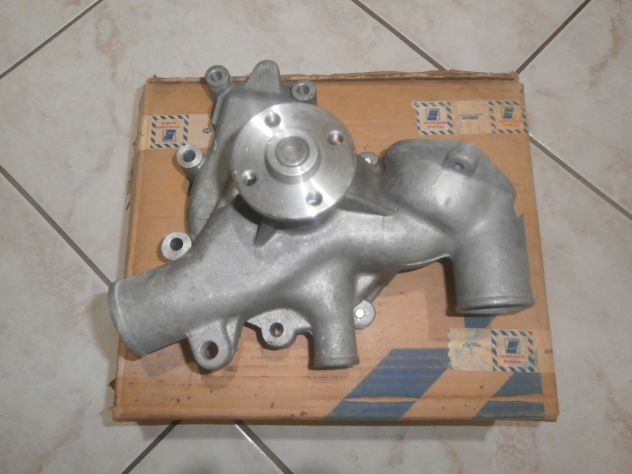 POMPA ACQUA PER OM 50 55 60 65 70 75 100 RIF. 8829760 WATER PUMP OM