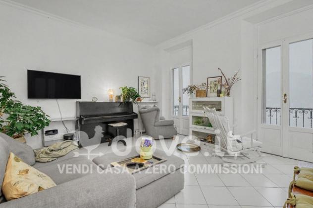 Appartamento di 120 m² con 4 locali in vendita a Como
