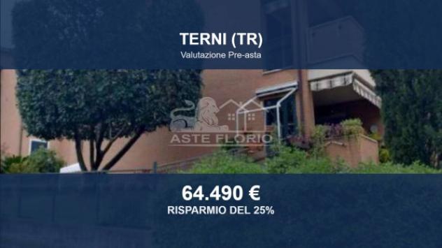 Immobile in asta di 94 m², box auto in vendita a Terni