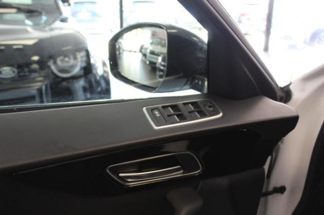 JAGUAR F-Pace 2.0 D 180 CV R-Sport Automatica rif. 24035133 - Foto 10