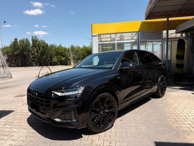 Audi Q8 50 TDI TOTAL BLACK/23" RSQ8/PELLE/S-LINE - Foto 3