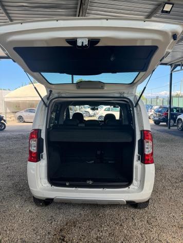 Fiat Qubo 1.3 MJT 95 CV Trekking - Foto 8
