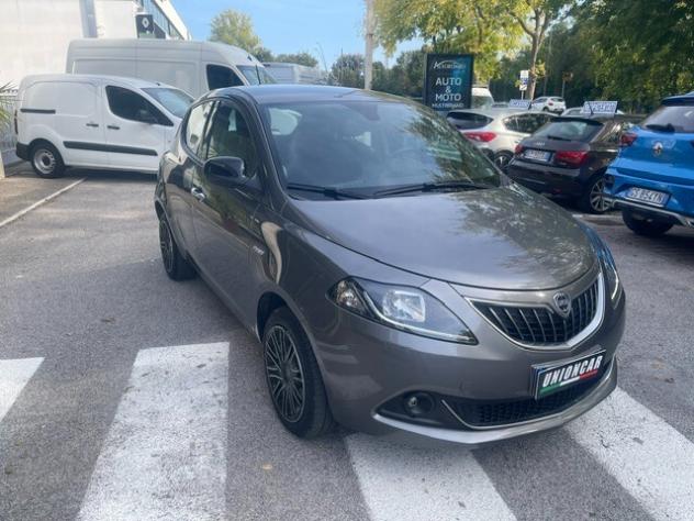 Lancia Ypsilon 1.0 FireFly Hybrid Gold - Foto 3