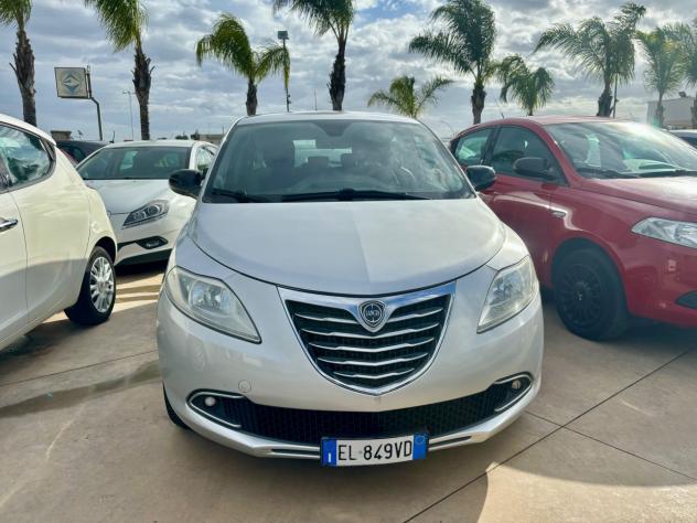 Lancia Ypsilon 1.2 69 CV 5 porte Ecochic Gold - 130000 km - Foto 2