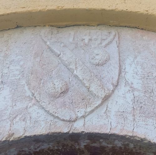 VALNERINA, CASA DI PAESE CON STEMMA MEDIEVALE E ANNESSI VICINO AL PONTE TIBETANO - Foto 2