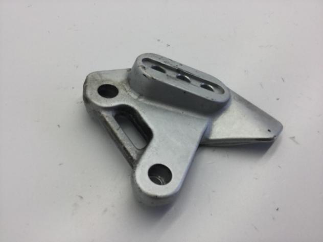 GILERA DNA GP EXPERIENCE 50 SUPPORTO PEDANA ANTERIORE DESTRO 2003 2004 C2700