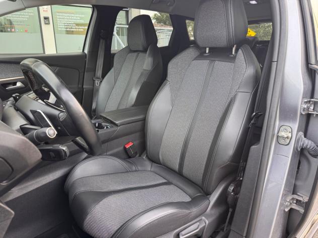 Peugeot 3008 Allure Pack 1.5 Blue HDI 130 #11958 - Foto 9