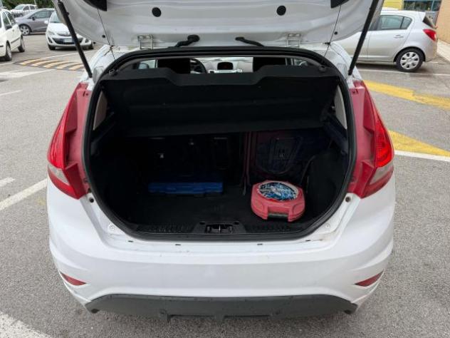 Ford Fiesta 3p 1.6 tdci Individual c/esp 95cv E5, NEOPATENTATI OK! - Foto 6