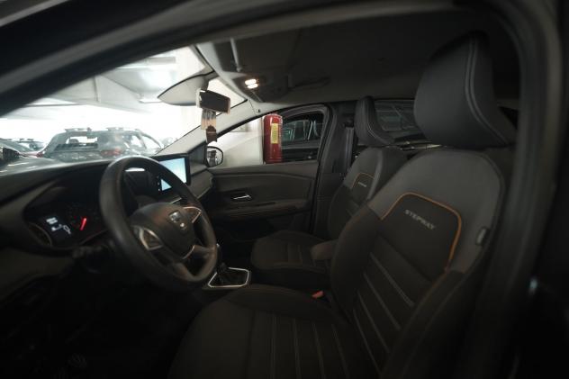 Dacia Sandero Stepway III 2021 Stepway 1.0 tce Comfort SL DaciaPlus Eco-g 100cv - Foto 9