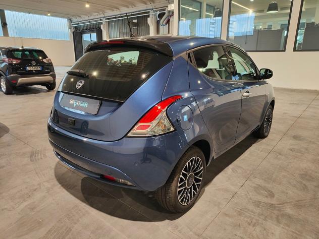 Lancia Ypsilon 1.0 FireFly 5 porte S&S Hybrid Platino - Foto 4