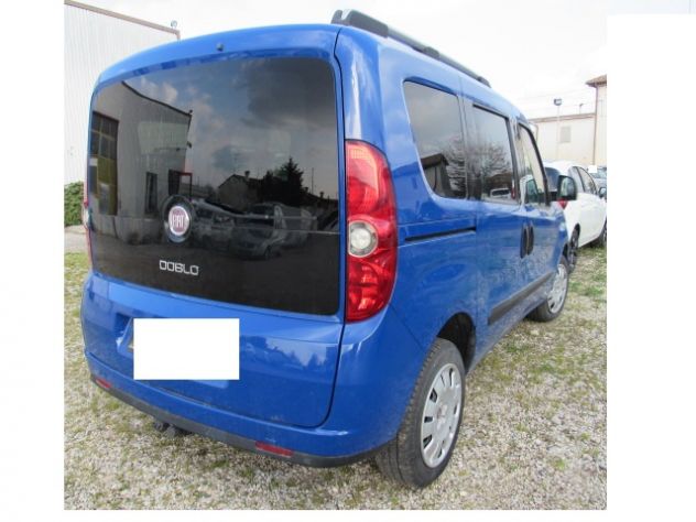 FIAT DOBLO' 1.6 MJT 16V ACTIVE 105 CV E 5 - Foto 8