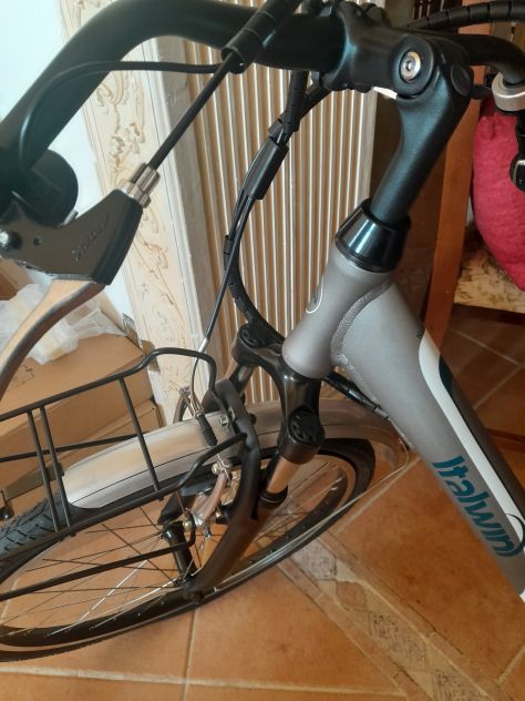 Bicicletta elettrica pedalata assistita - Foto 4