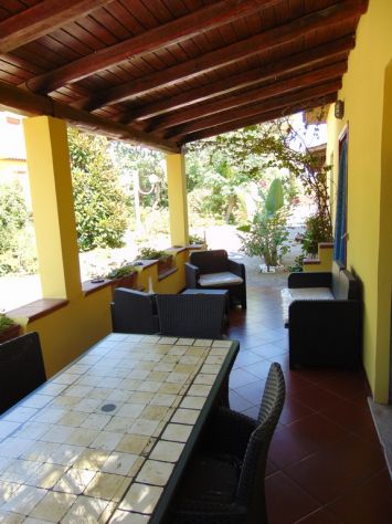 Casa vacanze villino con ampio giardino. - Foto 2