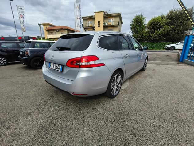 Peugeot 308 PureTech Turbo 130 S&S SW Allure - Foto 4