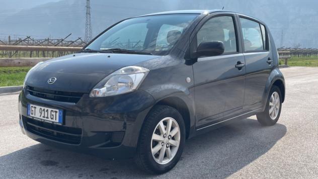 DAIHATSU SIRION 1.3 BENZINA 5 PORTE 4X4 - 2011 - Foto 2