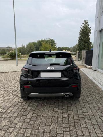 Jeep Avenger e-Hybrid 1.2 MHEV e-Hybrid Turbo Altitude - Foto 3