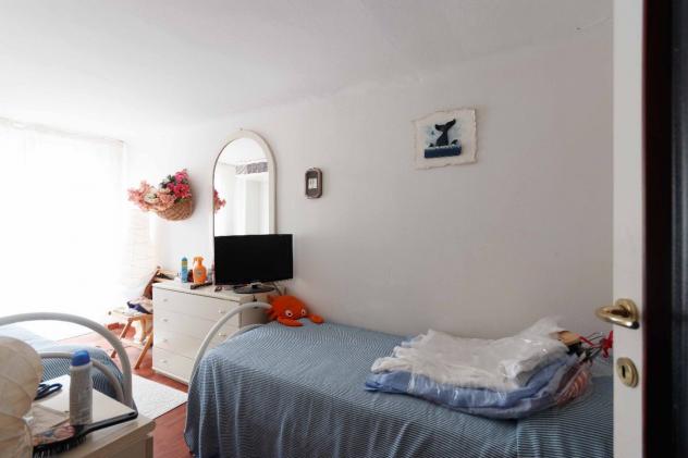 VILLA A SCHIERA di 5 vani e di 150 mq (VIAREGGIO) rif. 1003 - Foto 13
