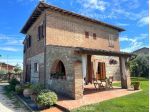 Casale in vendita a Castiglione del Lago