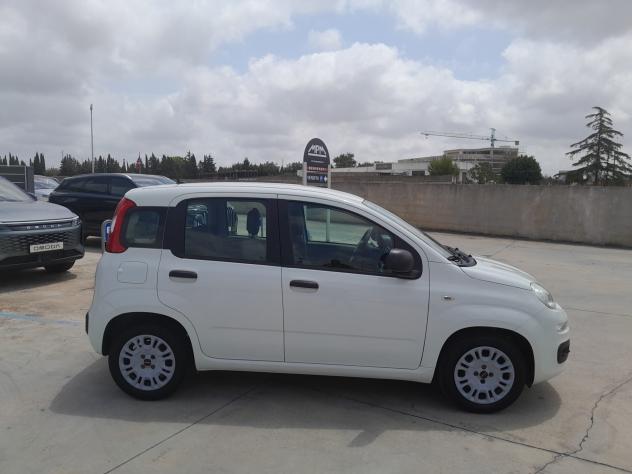 FIAT PANDA 1.0 S&S HYBRID 70 CV - Foto 9